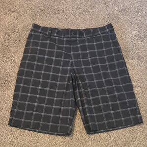 Nike Men's Black Plaid Flat-Front Shorts